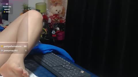 roshy online show from December 20, 2:07 am