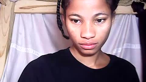 rosie6601 online show from July 6, 4:20 am