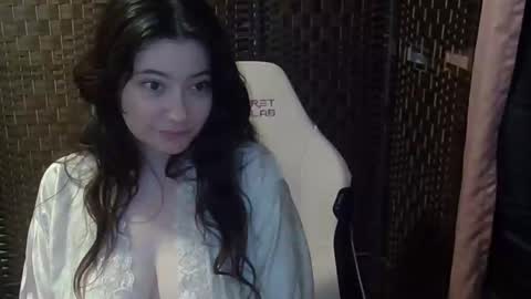 Rosie Revive online show from April 4, 2:51 am