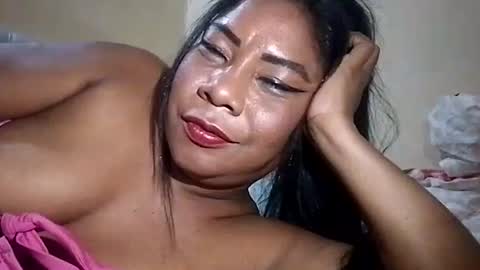 Snapshot of rosmerynava chatting on February 25, 5:19 am rosmerynavarro online show from February 25, 5:19 am