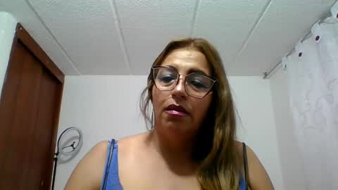 Snapshot of rossanalionheart chatting on February 20, 10:59 am Rossana  online show from February 20, 10:59 am