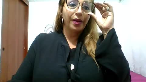 Snapshot of rossanalionheart chatting on March 4, 11:32 pm Rossana  online show from March 4, 11:32 pm