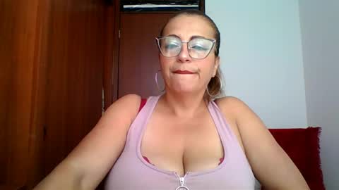 Rossana  online show from March 29, 1:13 pm