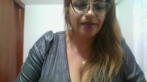 Snapshot of rossanalionheart chatting on February 7, 11:03 pm Rossana  online show from February 7, 11:03 pm