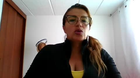 Snapshot of rossanalionheart chatting on February 16, 12:10 pm Rossana  online show from February 16, 12:10 pm