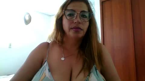 Snapshot of rossanalionheart chatting on March 6, 7:32 pm Rossana  online show from March 6, 7:32 pm
