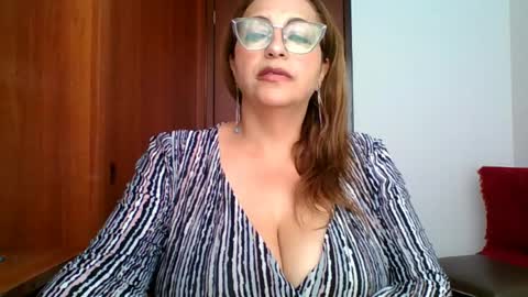Rossana  online show from March 31, 2:06 pm