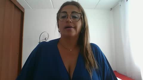 Snapshot of rossanalionheart chatting on February 25, 7:49 pm Rossana  online show from February 25, 7:49 pm