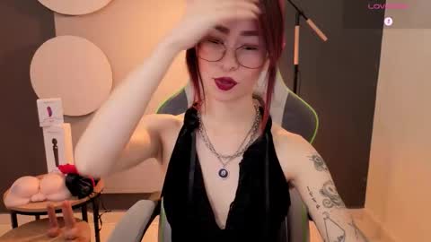 Miss Rosse online show from February 12, 2:20 pm