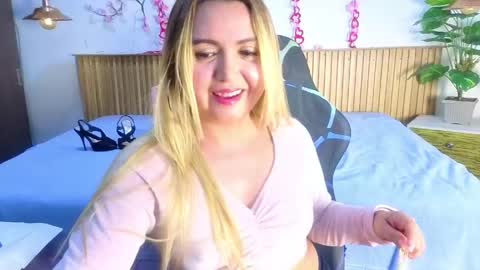 MY NAME IS  ROSSE  online show from April 17, 6:54 pm