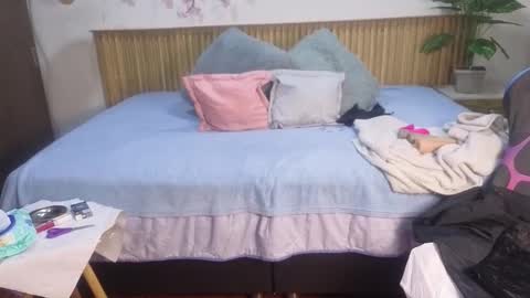 MY NAME IS  ROSSE  online show from January 5, 6:00 pm