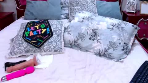 Rosse Cougar  online show from February 13, 7:12 am