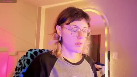 rossiie_hunt_ online show from June 24, 1:18 pm