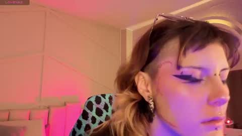 rossiie_hunt_ online show from June 20, 2:56 pm