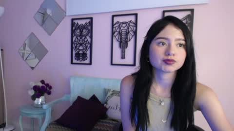 Snapshot of rousee_v chatting on December 21, 3:36 am Rousee online show from December 21, 3:36 am