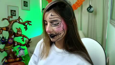 Rousee online show from October 31, 2:28 pm