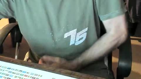 Snapshot of routi chatting on October 23, 9:59 pm routi97 online show from October 23, 9:59 pm