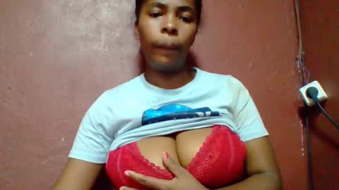 rovaelyah online show from April 11, 7:45 am