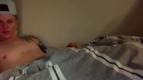 roverone89 online show from March 1, 9:46 am