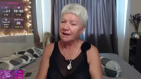 Roxana online show from June 6, 12:05 am