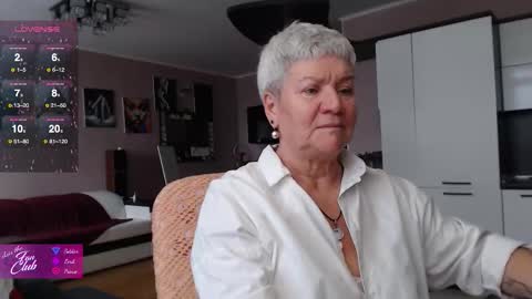 Snapshot of roxana_brooks chatting on October 23, 11:55 am Roxana online show from October 23, 11:55 am