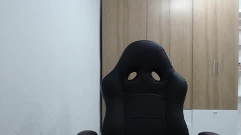 Roxana online show from December 15, 9:55 pm