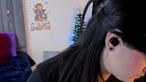  Roxan  online show from December 12, 8:10 pm