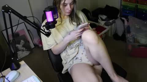 roxie online show from November 1, 1:50 am