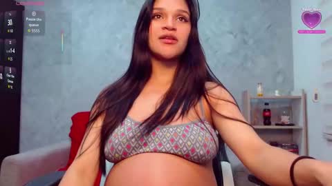 roxxi_2110 online show from October 11, 2:38 am