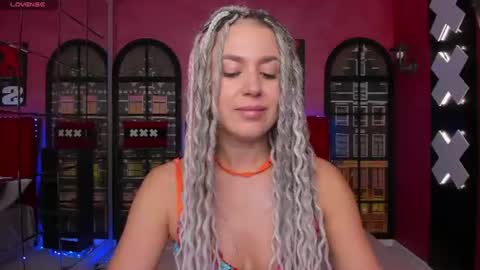 Roxy online show from June 19, 1:55 am