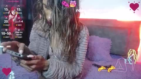 - online show from November 20, 12:04 pm