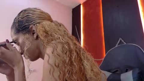 roxypalmer11 online show from January 10, 12:32 pm