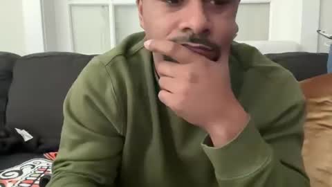 Royal SF online show from March 4, 7:43 pm