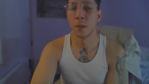 royalpapi12 online show from April 11, 8:07 am