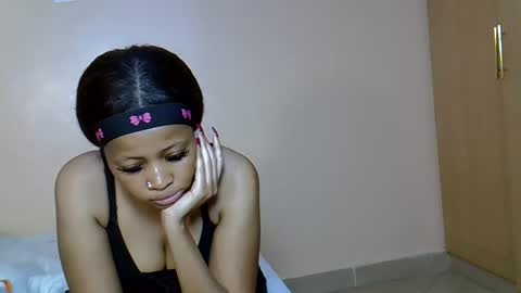 royalseductress online show from March 22, 9:08 pm