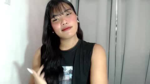 royaltymarcela6969 online show from March 17, 6:07 am