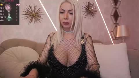  Ruby Divine online show from May 21, 6:09 am