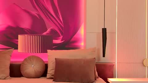 Ruby Luxe online show from December 3, 6:03 am