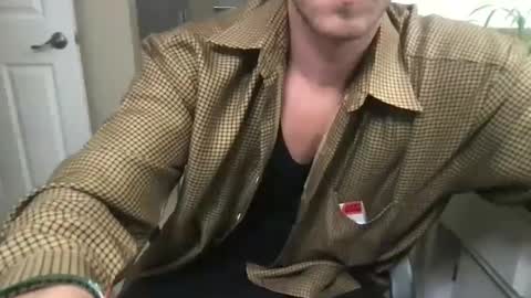 Snapshot of rubyrod56 chatting on January 1, 10:24 pm rubyrod56 online show from January 1, 10:24 pm