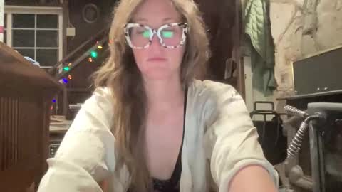 rubywavesback online show from December 4, 8:03 am