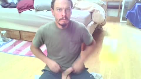 ruggeddude69 online show from June 13, 1:05 am