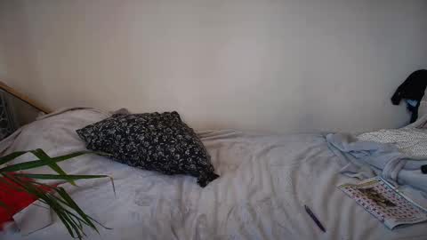 Alex online show from October 1, 4:06 pm