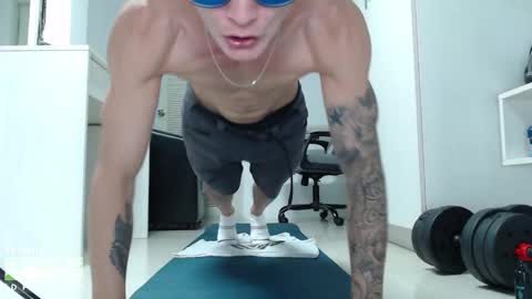 MillionDollarGuy online show from January 18, 8:01 am