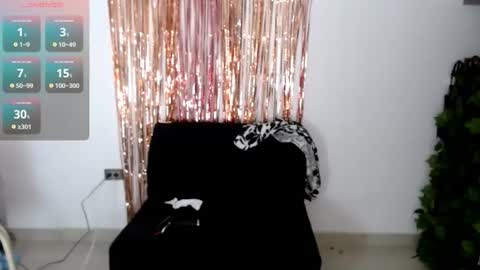 ruth_blue21 online show from November 19, 2:11 am