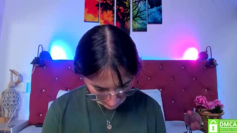 Ruth online show from November 25, 1:54 pm