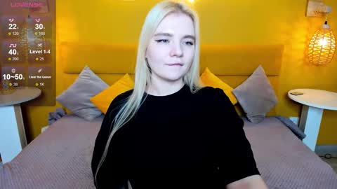 ruthbryant online show from January 13, 2:08 am