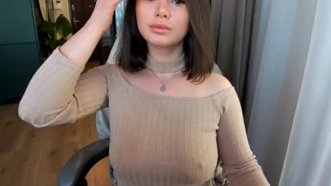 Ruby Help me to reach 100 thumbs up  online show from October 20, 10:42 am