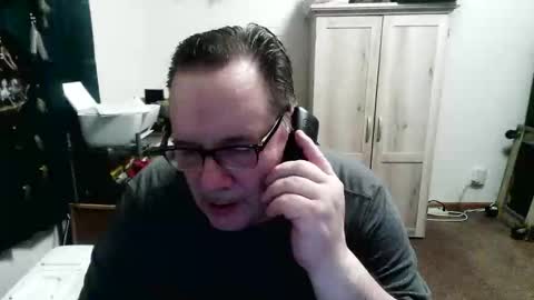 rwzar_1965 online show from April 2, 2:41 am