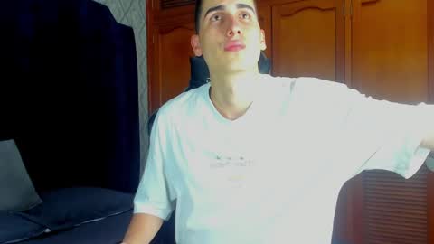 Ryan Levi online show from February 17, 7:55 pm