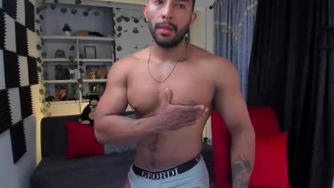 ryanboy30 online show from September 9, 10:43 pm